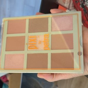 Pixie face palette